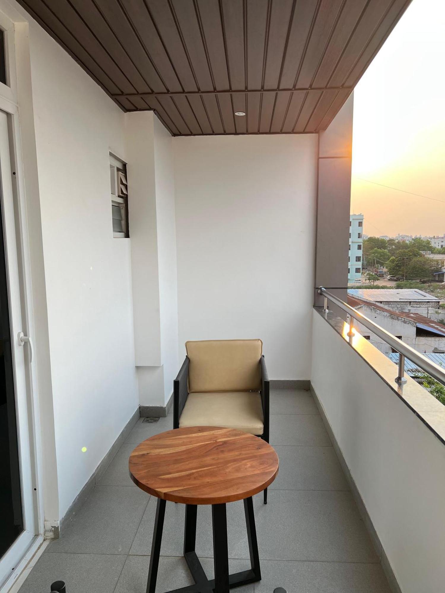 Hotel Pasupala Inn Anantapur Exteriör bild